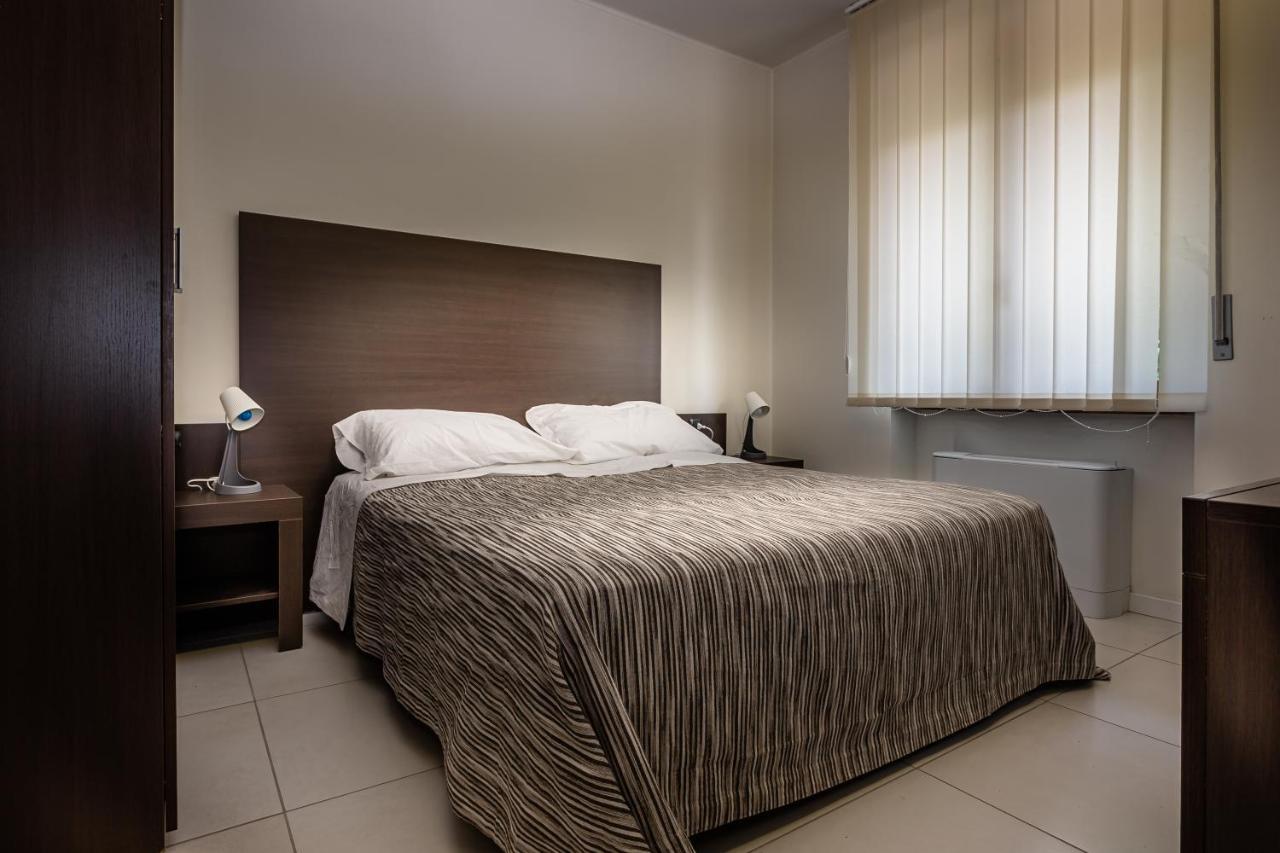 Pasta Residence Italia Malpensa Gallarate Esterno foto